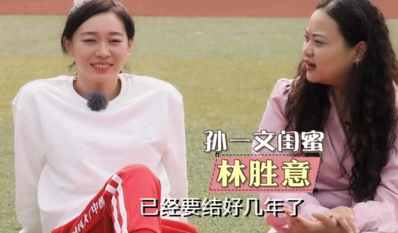 【比赛关键事件】第33分钟，京多安右侧开出角球，阿劳霍头球攻门被门将扑出！
